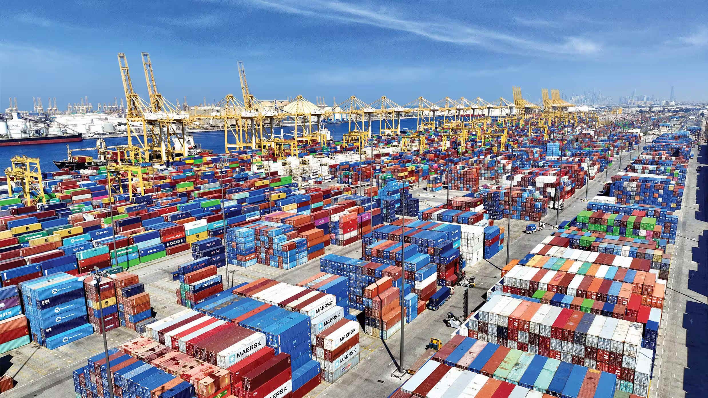 ocean ports, uae, jebel ali, emirates, freight